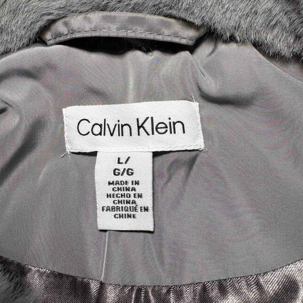 Calvin Klein WomensGrey Faux Fur Trim Chevron Quilted Puffer Vest Large M2XT7492 - Picture 2 of 5